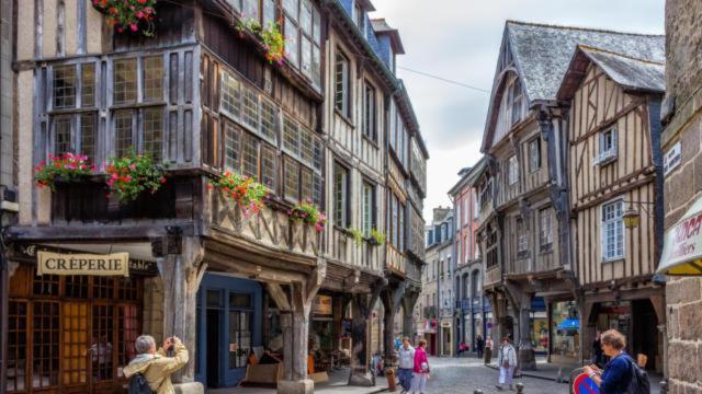 Becker Apartment Dinan Exterior foto